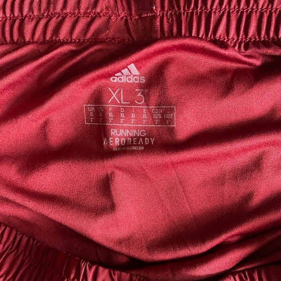 Adidas running shorts. Size xl - Picture 2 of 2